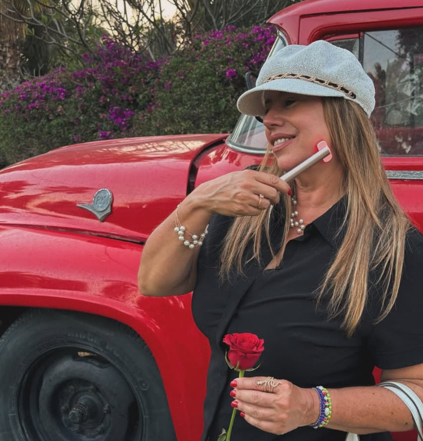 Red and Blue Light Therapy Wand