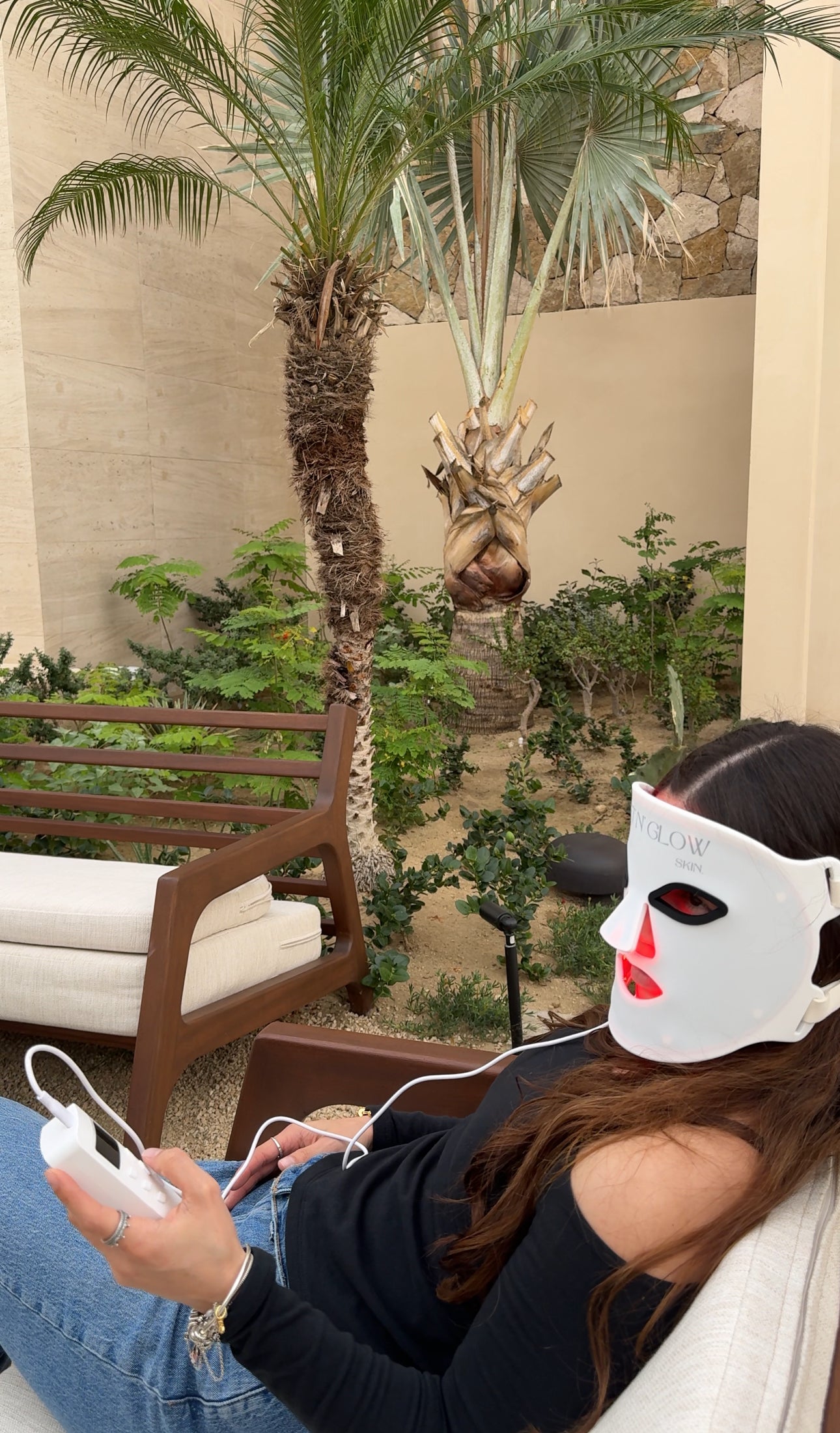 7 wavelength light therapy mask